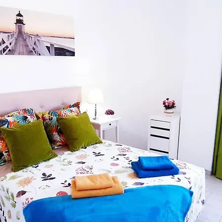 Апартаменты Playa De Americas Cozy For 2/4 Pax Плая-де-лас-Америкас