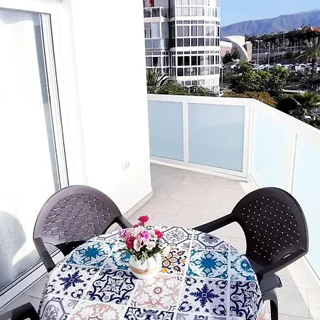 Playa De Americas Cozy For 2/4 Pax * Плайя-де-лас-Амерікас