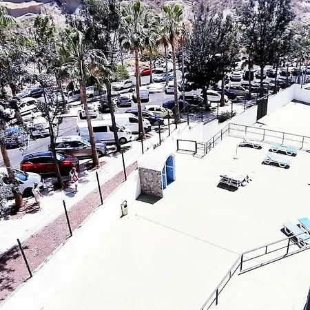 Apartment Playa De Americas Cozy For 2/4 Pax *
